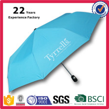 Artículos de marca a prueba de viento azul claro Impermeable Publicidad personalizada Mini venta al por mayor 210T paraguas de viaje plegable automático Abrir Cerrar